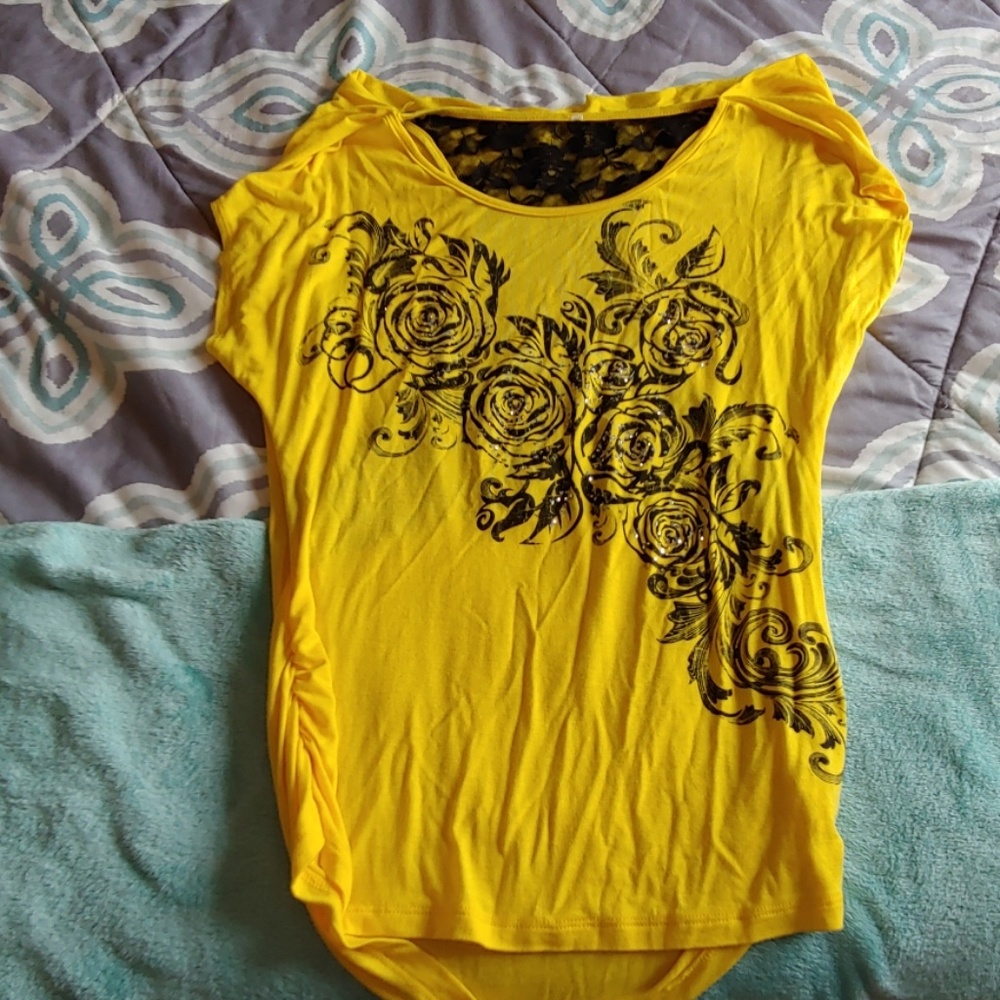 Flowy short sleeve printed shirt